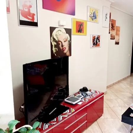 Charming House In With Mountain View And Terrace Semesterbostad *