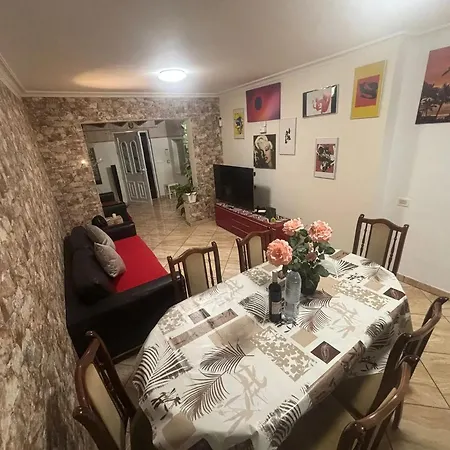 Semesterbostad Charming House In With Mountain View And Terrace Costa Calma