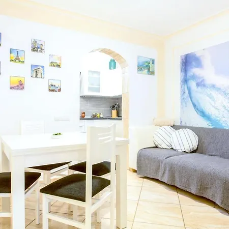 Charming House In With Mountain View And Terrace Ferienhaus *