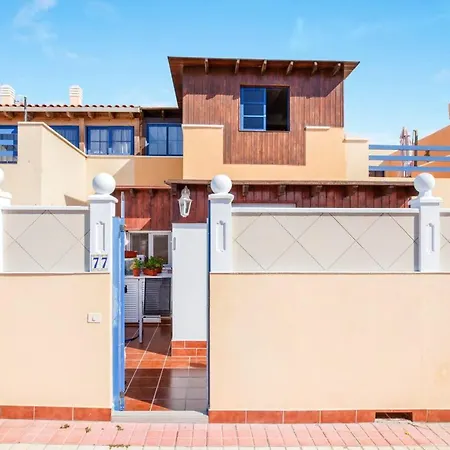 Charming House In Costa Calma With Mountain View And Terrace Σπίτι διακοπών *